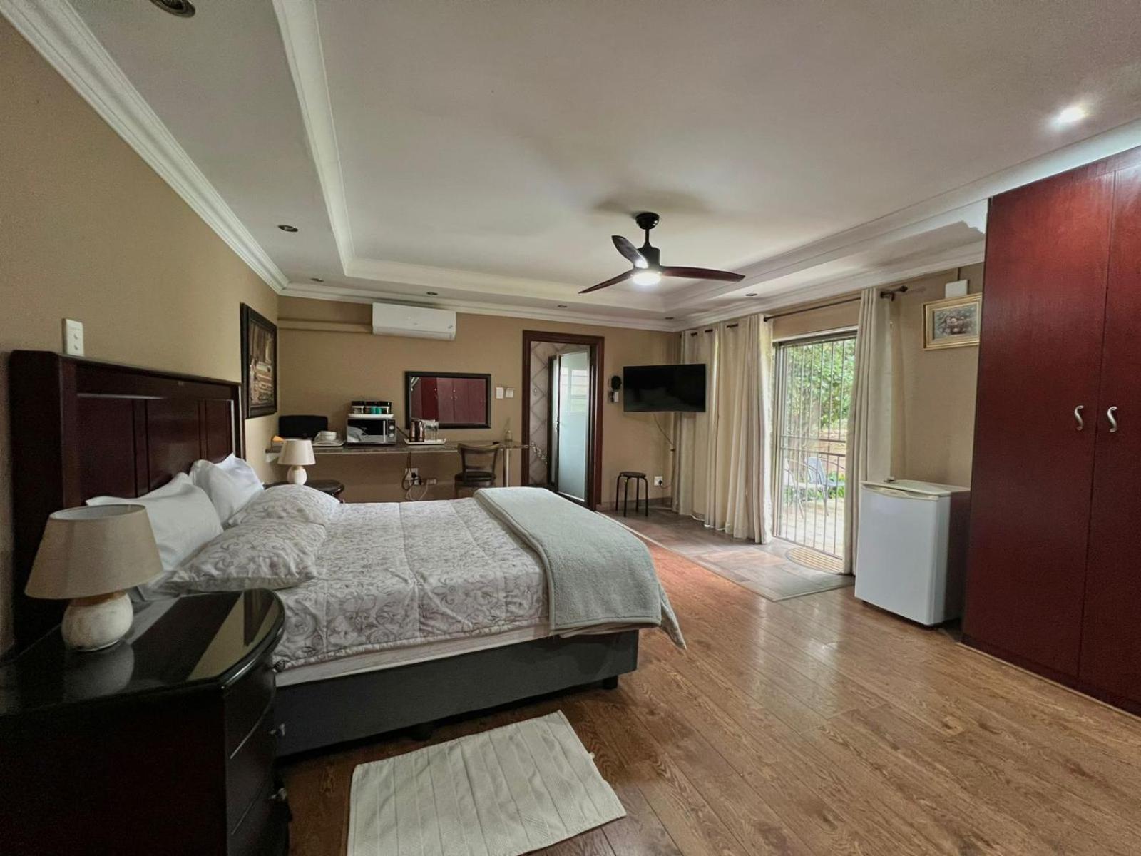 Spies Villa - Fast Wi-Fi, Netflix And Generator Middelburg  Zewnętrze zdjęcie